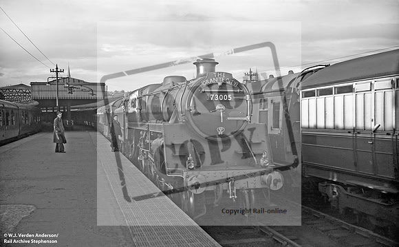 73005 1952c Aberdeen station -RAS WJVA (F827)