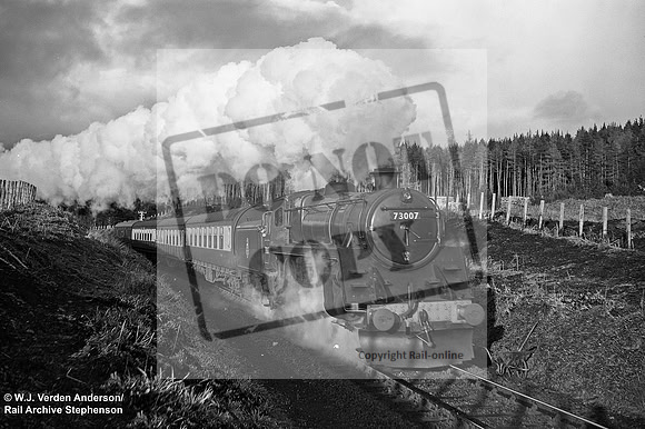 73007 1952-03-27 near Forres-WJVA (F835)
